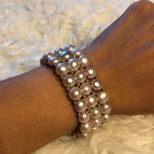 Fresh water pinkish pearls stretchable bracelet